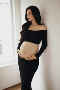Heartwarming Moments: Quynh Luong and Her Family Welcome Their Newborn Daughter - image 9