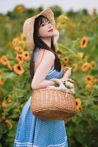 Elegant Visuals: Art Language Vol.4539 Featuring the Graceful Er Jia Liu - image 2