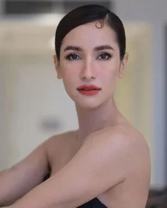 Thai Stars of the Dragon Year: High Education and Stunning Visuals of Mario Maurer and More - image 18