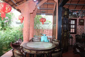 Inside Vietnam's Largest Ceramic Mansion: A Masterpiece of Traditional Craftsmanship - image 8