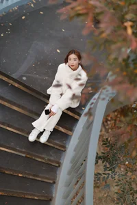 YiTuYu Art Language Vol.10073 Ting Zi - Captivating 39-Page Fine Art Photography Gallery - image 24