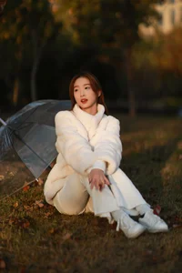 YiTuYu Art Language Vol.10073 Ting Zi - Captivating 39-Page Fine Art Photography Gallery - image 26