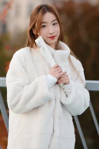 YiTuYu Art Language Vol.10073 Ting Zi - Captivating 39-Page Fine Art Photography Gallery - image 5