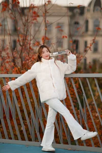YiTuYu Art Language Vol.10073 Ting Zi - Captivating 39-Page Fine Art Photography Gallery - image 20