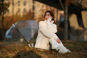 YiTuYu Art Language Vol.10073 Ting Zi - Captivating 39-Page Fine Art Photography Gallery - image 9