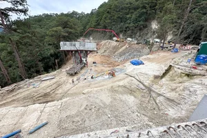 Opening of 3km Prenn Pass Section Eases Travel to Da Lat - image 2