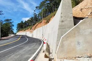 Opening of 3km Prenn Pass Section Eases Travel to Da Lat - image 3