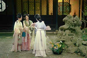 Ethereal Spring Glow: Yu Wei Jiang Captivates in the Art Language Vol. 9069 Photography Series - image 11
