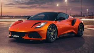 Lotus Emira 420 Sport Unveiled: Enhanced Power and Lightweight Performance - image 6
