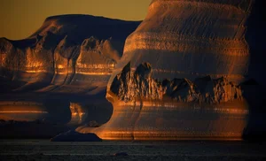 Breathtaking Landscapes of Greenland: A Visual Journey Through the Arctic Wilderness - image 10