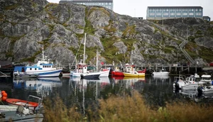 Breathtaking Landscapes of Greenland: A Visual Journey Through the Arctic Wilderness - image 8