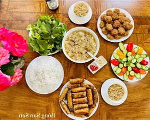 Actress Dieu Huong and Husband Share Sweet Family Moments in the US - image 12