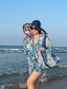 MC Ky Duyen at 61: Ageless Beauty and Mai Ngoc's Rare Family Moments - image 2