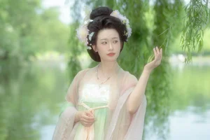 YiTuYu Art Language Vol.7473: A Study in Grace with Zhi Shi - image 2