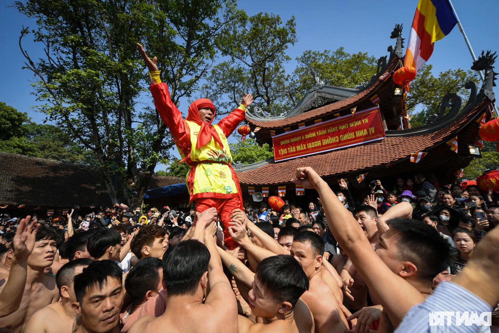 The Vibrant Dong Ky Firecracker Festival: Welcoming Spring in Northern Vietnam