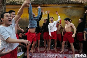The Vibrant Dong Ky Firecracker Festival: Welcoming Spring in Northern Vietnam - image 14