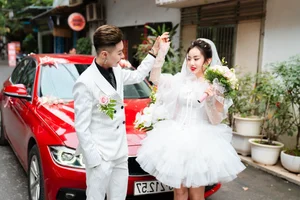 Viral Same-Sex Wedding Photos: Meet the Talented Female DJ Breaking Barriers - image 2