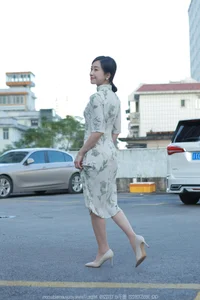 Elegant Model Xiao Jie in IESS Collection: Delicate Sheer Fashion Aesthetics - image 78