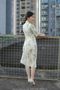 Elegant Model Xiao Jie in IESS Collection: Delicate Sheer Fashion Aesthetics - image 77