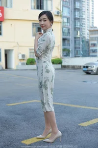 Elegant Model Xiao Jie in IESS Collection: Delicate Sheer Fashion Aesthetics - image 57
