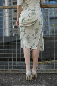 Elegant Model Xiao Jie in IESS Collection: Delicate Sheer Fashion Aesthetics - image 29