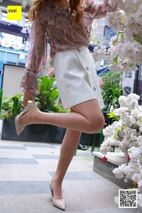 IESS Si Xiang Jia 235 Featuring Zi Zi: A Study in Elegance - image 64