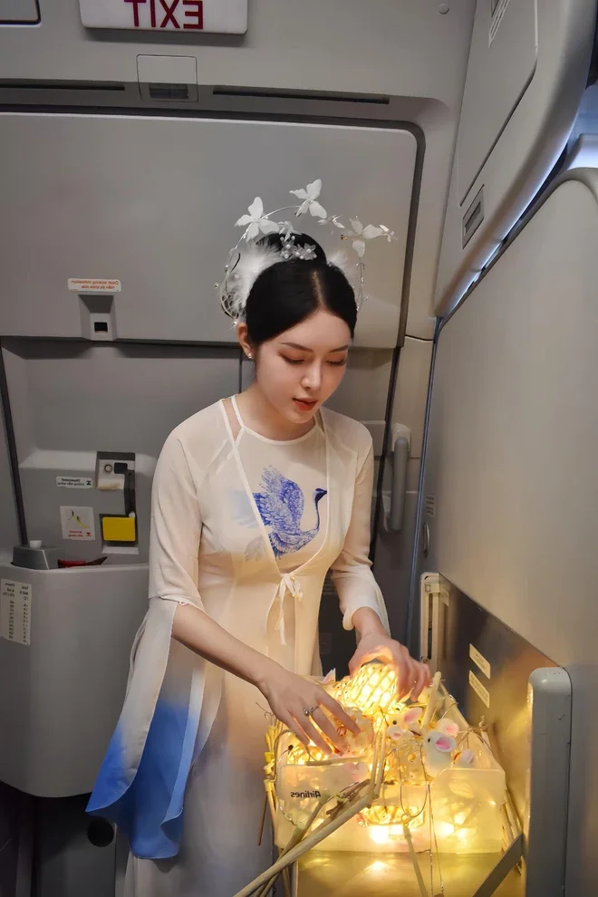 Where Is Phan Que Chi Now? The Life of Vietnam's Famous Flight Attendant