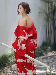 Jin Yun Xi Yuki: Enchanting Beauty in a Fiery Red Kimono, Captivating Every Gaze - XiuRen No.10683 - image 14