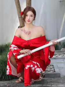 Jin Yun Xi Yuki: Enchanting Beauty in a Fiery Red Kimono, Captivating Every Gaze - XiuRen No.10683 - image 30