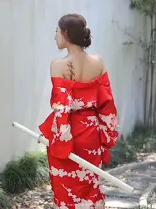 Jin Yun Xi Yuki: Enchanting Beauty in a Fiery Red Kimono, Captivating Every Gaze - XiuRen No.10683 - image 34