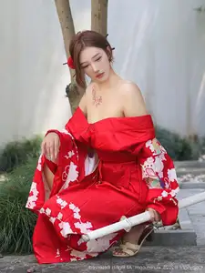 Jin Yun Xi Yuki: Enchanting Beauty in a Fiery Red Kimono, Captivating Every Gaze - XiuRen No.10683 - image 17