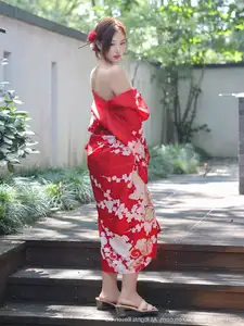 Jin Yun Xi Yuki: Enchanting Beauty in a Fiery Red Kimono, Captivating Every Gaze - XiuRen No.10683 - image 6
