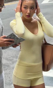Hot Mom Huyen 2K4 Receives Praise for Incredible Post-Pregnancy Glow - image 8