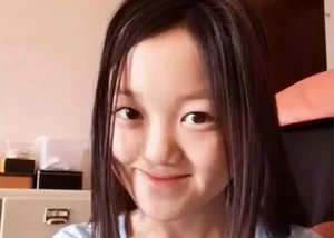 The Stunning Transformation of Li Yan: Faye Wong's Daughter at 18 - image 5