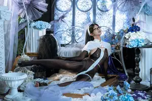 Coser Yunx1x1: Mysterious Allure of the Fallen Nun Cosplay - image 0
