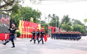 A Spectacular View: Hanoi Police Parade and Public March - image 10