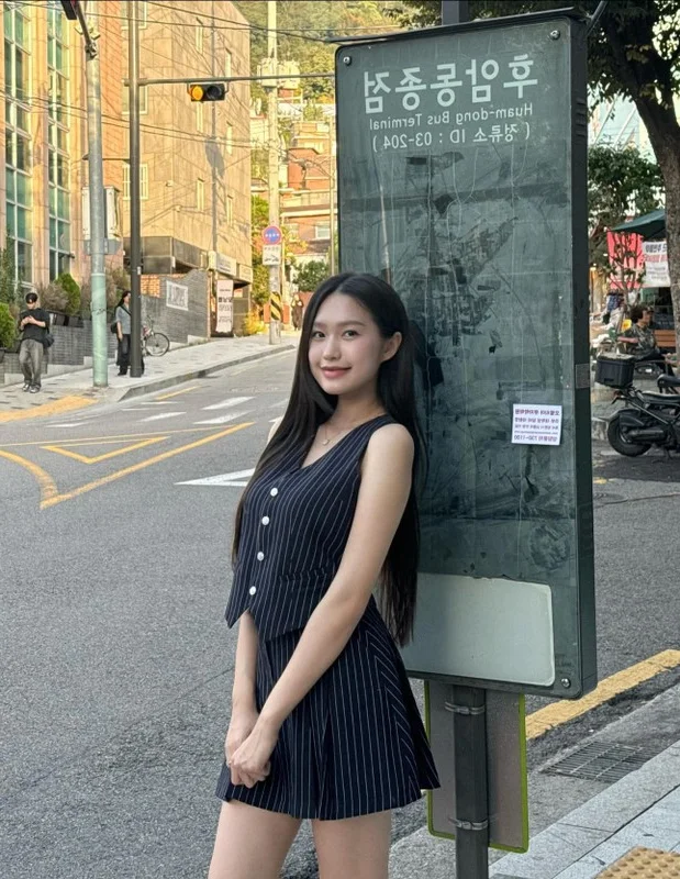 Stunning Gallery of Doan Hai My: Why Doan Van Hau’s Wife Goes Viral with Every Song Cover