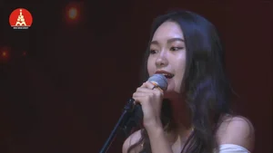 Stunning Gallery of Doan Hai My: Why Doan Van Hau’s Wife Goes Viral with Every Song Cover - image 3