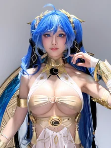 Stunning Shui Miao Aqua Cosplay - Exclusive Selfie Tier Luno Photo Collection for Fans of Aesthetic Portraiture and High-Quality Cosplay Photography - image 2