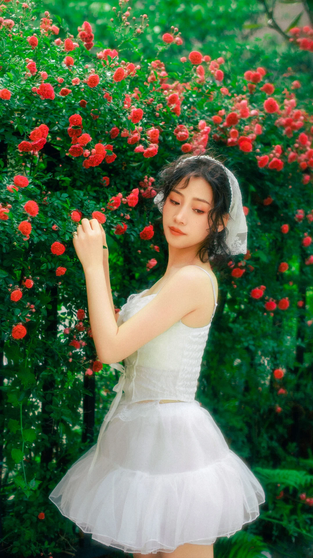 YiTuYu Art Language Vol.7184 Ju Zi: A Stunning Gallery of Modern Elegance