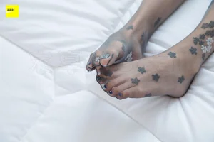 IESS Sixiangjia 259 Jun Jun Floral Grey Silk Collection - image 86