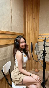 Vy Oanh Confidently Showcases Ageless Beauty Alongside Miss Vietnam Star - image 9