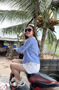 Vy Oanh Confidently Showcases Ageless Beauty Alongside Miss Vietnam Star - image 7