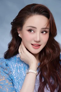 Vy Oanh Confidently Showcases Ageless Beauty Alongside Miss Vietnam Star - image 6