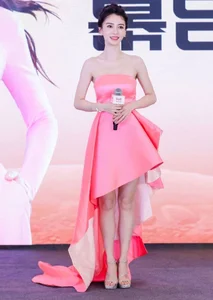 Angelababy Shuts Down 'Washed Up' Rumors with Captivating New Visuals - image 5