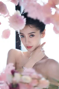Angelababy Shuts Down 'Washed Up' Rumors with Captivating New Visuals - image 2