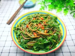 Incredible Wild Vegetables with Ginseng Like Benefits in Vietnamese Markets - image 6