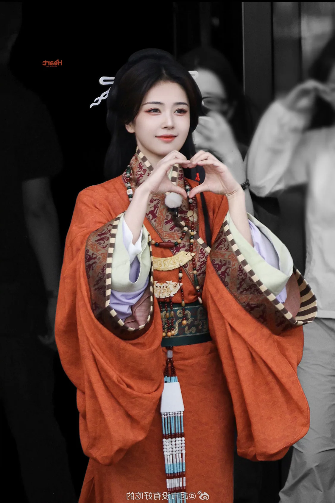 Modern Elegance Meets the Warring States: China's Top Historical Beauty