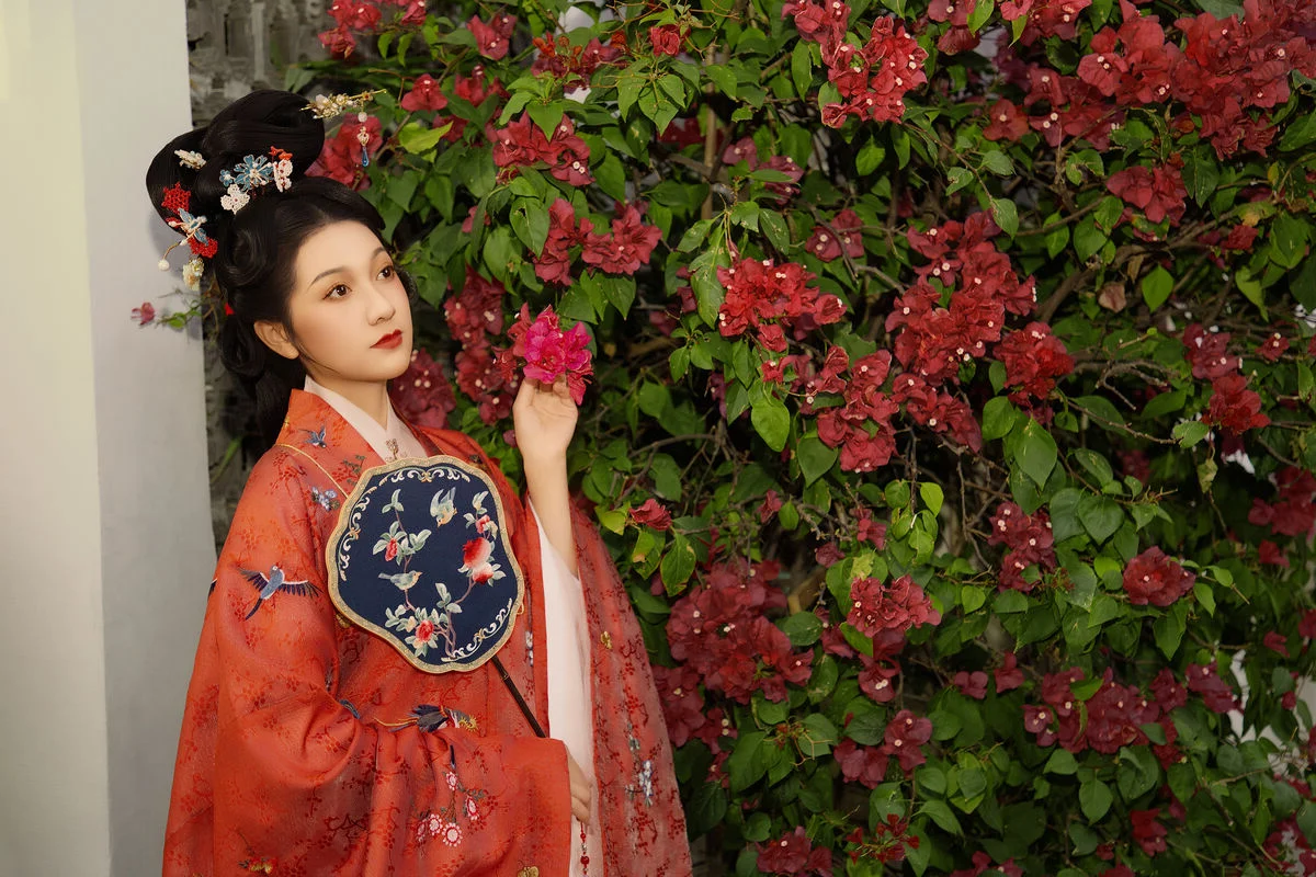 Modern Aesthetic Photography: YiTuYu Art Language Vol.9787 Li Xiao Xin