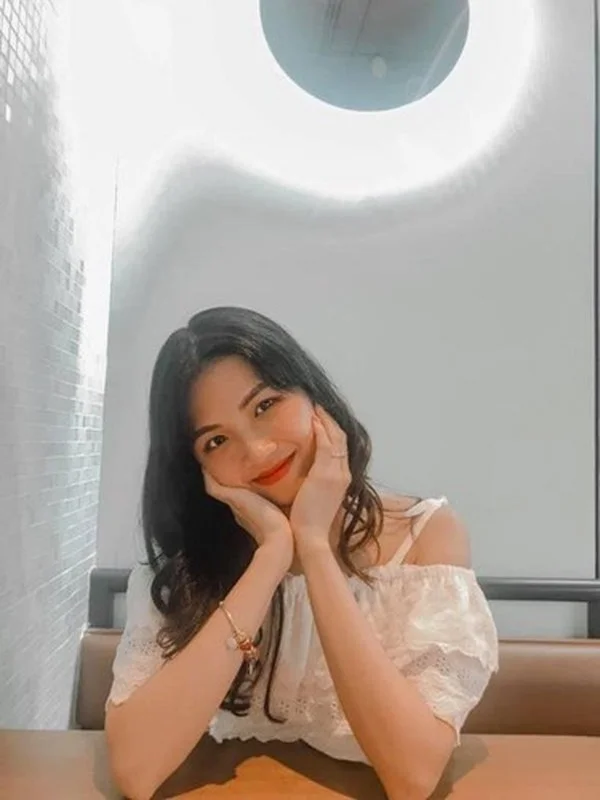 The Evolution of Lan Thy: From 'Test-Tube Hot Girl' to Modern Social Media Sensation